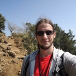 Auf dem Wanderweg Auf dem Wanderweg