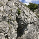 Fels in Pont-á-Lesse