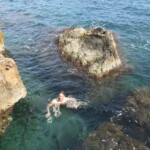 So kalt war das Wasser auch nicht ;) Ein wenig schwimmen...